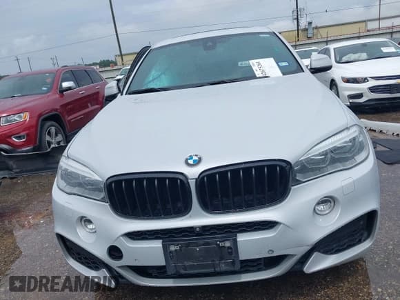 ✅ 2016 BMW X6 xDrive50i • VIN: 5UXKU6C51G0R34006 • Lot: 42675261. Wystawiony na IAAI z przebiegiem 111 793 mil. Bezpłatny archiwum sprzedaży aukcyjnych z USA i szczegółowy raport historii pojazdu na DreamBid. Zdjęcie 11.