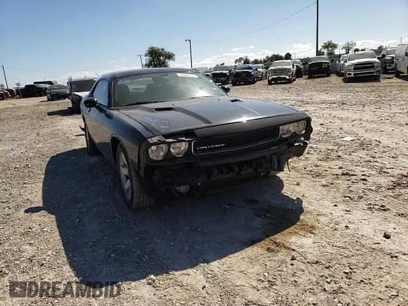 ✅ 2013 Dodge Challenger SXT • VIN: 2C3CDYAG1DH691640 • Lot: 77842744. Wystawiony na Copart z przebiegiem 181 343 mil. Bezpłatny archiwum sprzedaży aukcyjnych z USA i szczegółowy raport historii pojazdu na DreamBid. Zdjęcie 11.