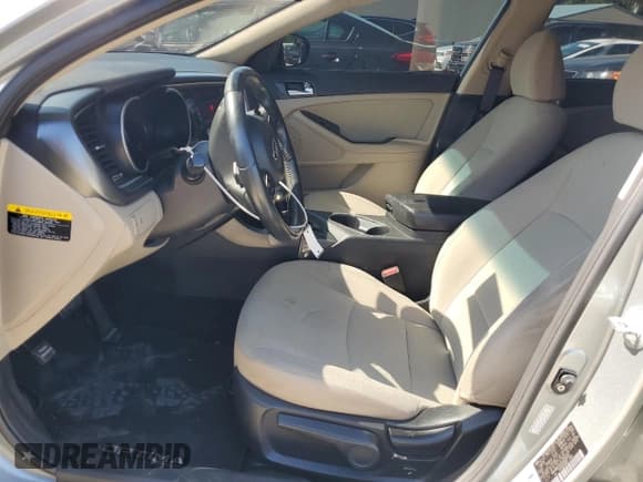 ✅ 2016 Kia Optima • VIN: KNAGM4AD0G5092667 • Лот: 70321465. Опубликован ранее на Copart с пробегом 70 710 миль. Бесплатный доступ к архиву аукционных продаж из США и подробный отчёт об истории автомобиля на DreamBid. Изображение 7.