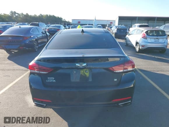 ✅ 2015 Hyundai Genesis 3.8L • VIN: KMHGN4JE2FU050526 • Лот: 43482271. Опубликован ранее на IAAI с пробегом 112 304 миль. Бесплатный доступ к архиву аукционных продаж из США и подробный отчёт об истории автомобиля на DreamBid. Изображение 16.