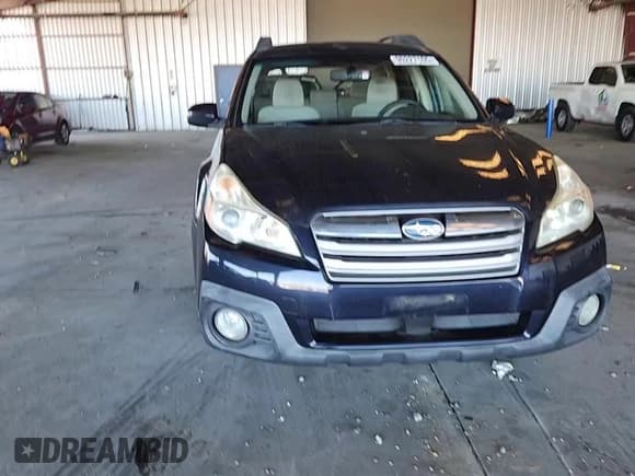 ✅ 2013 Subaru Outback Premium • VIN: 4S4BRBCC5D3211291 • Lot: 90227165. Listed on Copart with 176,612 mi. Free auction sales archive from the USA and detailed vehicle history report at DreamBid. Image 14.