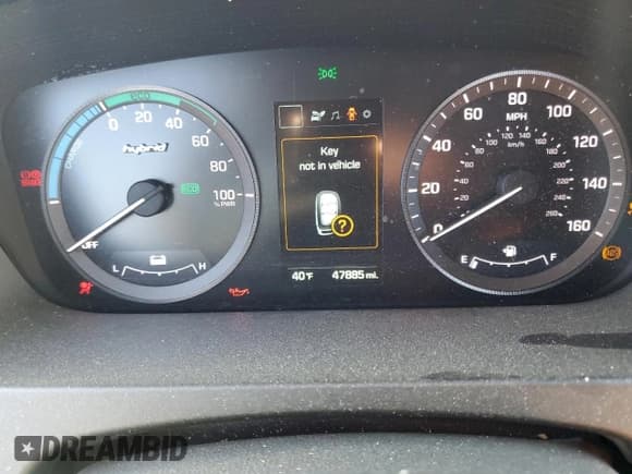 ✅ 2016 Hyundai Sonata SE • VIN: KMHE24L17GA037672 • Lot: 38761553. Listed on Copart with 47,885 mi. Free auction sales archive from the USA and detailed vehicle history report at DreamBid. Image 9.