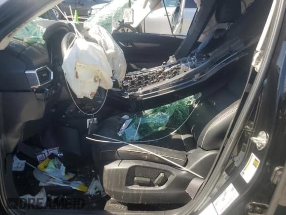 ✅ 2025 Mazda CX-5 S Select • VIN: JM3KFBBL7S0618890 • Lot: 93314285. Wystawiony na Copart z przebiegiem Nie podano. Bezpłatny archiwum sprzedaży aukcyjnych z USA i szczegółowy raport historii pojazdu na DreamBid. Zdjęcie 7.