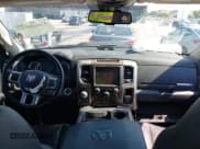 ✅ 2016 Ram 1500 Laramie • VIN: 1C6RR7NM4GS289570 • Lot: 43448953. Wystawiony na IAAI z przebiegiem 197 860 mil. Bezpłatny archiwum sprzedaży aukcyjnych z USA i szczegółowy raport historii pojazdu na DreamBid. Zdjęcie 5.