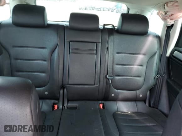 ✅ 2016 Volkswagen Touareg Lux • VIN: WVGEF9BP1GD012790 • Lot: 86440175. Wystawiony na Copart z przebiegiem 104 536 mil. Bezpłatny archiwum sprzedaży aukcyjnych z USA i szczegółowy raport historii pojazdu na DreamBid. Zdjęcie 10.