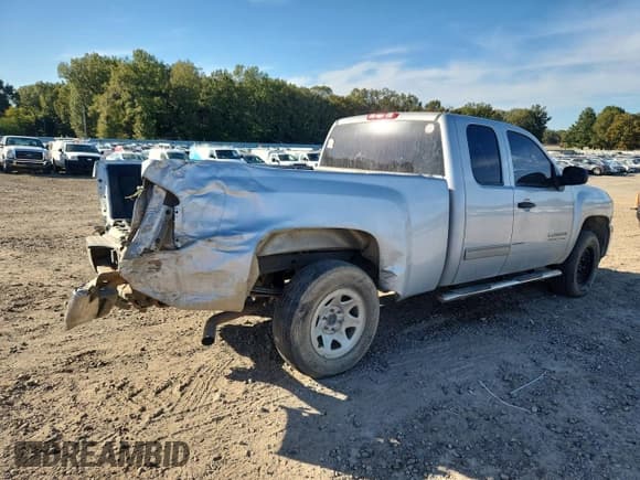 ✅ 2013 Chevrolet Silverado 1500 LT • VIN: 1GCRCSE01DZ376498 • Лот: 86498695. Опубликован ранее на Copart с пробегом 246 935 миль. Бесплатный доступ к архиву аукционных продаж из США и подробный отчёт об истории автомобиля на DreamBid. Изображение 3.