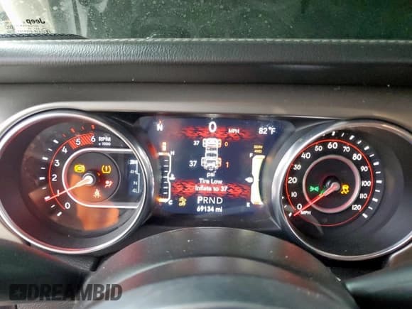 ✅ 2021 Jeep Wrangler Unlimited Rubicon • VIN: 1C4JJXFM8MW557567 • Lot: 69679045. Listed on Copart with 69,134 mi. Free auction sales archive from the USA and detailed vehicle history report at DreamBid. Image 9.