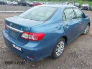 ✅ 2013 Toyota Corolla L • VIN: 5YFBU4EE1DP122886 • Лот: 42584771. Опубликован ранее на IAAI с пробегом 139 000 миль. Бесплатный доступ к архиву аукционных продаж из США и подробный отчёт об истории автомобиля на DreamBid. Изображение 4.