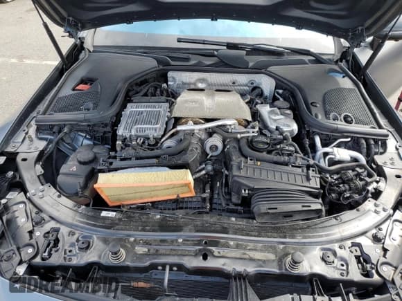 ✅ 2020 Mercedes-Benz AMG GT 63 S • VIN: W1K7X8KB0LA030840 • Lot: 49141694. Wystawiony na Copart z przebiegiem 35 067 mil. Bezpłatny archiwum sprzedaży aukcyjnych z USA i szczegółowy raport historii pojazdu na DreamBid. Zdjęcie 11.