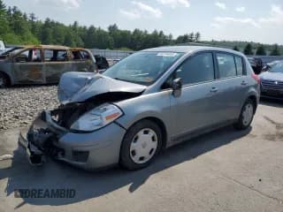 ✅ 2009 Nissan Versa S • VIN: 3N1BC13E49L485937 • Lot: 60196855. Listed on Copart with 99,081 mi. Free auction sales archive from the USA and detailed vehicle history report at DreamBid. Image 1.