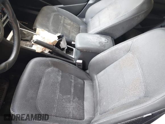 ✅ 2013 Volkswagen Passat SE • VIN: 1VWBH7A38DC028231 • Лот: 42629167. Опубликован ранее на IAAI с пробегом Не указан. Бесплатный доступ к архиву аукционных продаж из США и подробный отчёт об истории автомобиля на DreamBid. Изображение 6.