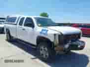 ✅ 2013 Chevrolet Silverado 2500HD Work Truck • VIN: 1GC2KVCG7DZ269218 • Lot: 42392002. Wystawiony na IAAI z przebiegiem 357 324 mil. Bezpłatny archiwum sprzedaży aukcyjnych z USA i szczegółowy raport historii pojazdu na DreamBid. Zdjęcie 1.