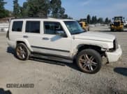 ✅ 2008 Jeep Commander Sport • VIN: 1J8HG48N08C172067 • Lot: 71125095. Wystawiony na Copart z przebiegiem 161 960 mil. Bezpłatny archiwum sprzedaży aukcyjnych z USA i szczegółowy raport historii pojazdu na DreamBid. Zdjęcie 4.