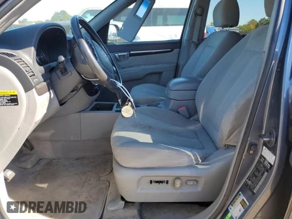 ✅ 2007 Hyundai Santa Fe SE • VIN: 5NMSH73E97H077591 • Lot: 75204884. Listed on Copart with 252,055 mi. Free auction sales archive from the USA and detailed vehicle history report at DreamBid. Image 7.