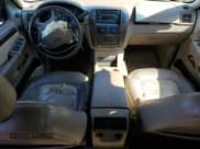 ✅ 2003 Ford Explorer Eddie Bauer • VIN: 1FMDU84W83ZA36002 • Лот: 74583784. Опубликован ранее на Copart с пробегом 166 977 миль. Бесплатный доступ к архиву аукционных продаж из США и подробный отчёт об истории автомобиля на DreamBid. Изображение 8.