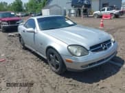 ✅ 1999 Mercedes-Benz SLK 230/320 • VIN: WDBKK47F9XF136119 • Lot: 42462836. Wystawiony na IAAI z przebiegiem 137 586 mil. Bezpłatny archiwum sprzedaży aukcyjnych z USA i szczegółowy raport historii pojazdu na DreamBid. Zdjęcie 1.