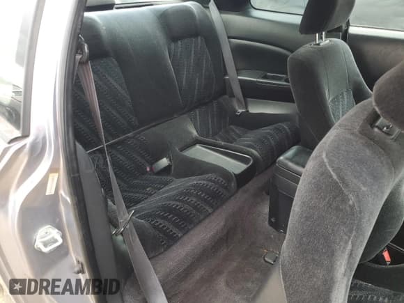 ✅ 2000 Honda Prelude • VIN: JHMBB6248YC001427 • Лот: 54741395. Опубликован ранее на Copart с пробегом 198 557 миль. Бесплатный доступ к архиву аукционных продаж из США и подробный отчёт об истории автомобиля на DreamBid. Изображение 10.