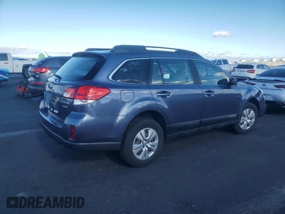 ✅ 2013 Subaru Outback 2.5i • VIN: 4S4BRBAC6D3275715 • Lot: 93326055. Listed on Copart with 38,292 mi. Free auction sales archive from the USA and detailed vehicle history report at DreamBid. Image 3.