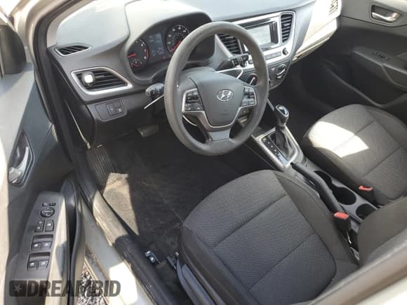 ✅ 2019 Hyundai Accent SE • VIN: 3KPC24A35KE065007 • Лот: 44614325. Опубликован ранее на Copart с пробегом 48 235 миль. Бесплатный доступ к архиву аукционных продаж из США и подробный отчёт об истории автомобиля на DreamBid. Изображение 8.