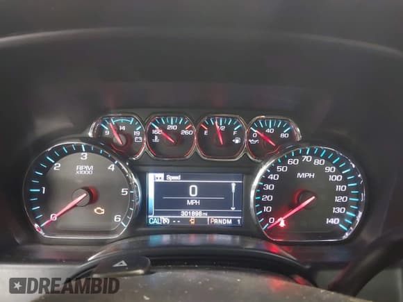 ✅ 2015 Chevrolet Silverado 2500HD LT • VIN: 1GC2KVEG0FZ527739 • Lot: 42731082. Wystawiony na IAAI z przebiegiem 301 898 mil. Bezpłatny archiwum sprzedaży aukcyjnych z USA i szczegółowy raport historii pojazdu na DreamBid. Zdjęcie 7.