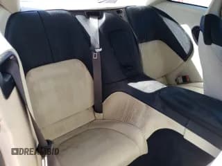 ✅ 2017 Aston Martin DB11 • VIN: SCFRMFAV6HGL00560 • Lot: 62420112. Wystawiony na Copart z przebiegiem Nie podano. Bezpłatny archiwum sprzedaży aukcyjnych z USA i szczegółowy raport historii pojazdu na DreamBid. Zdjęcie 6.