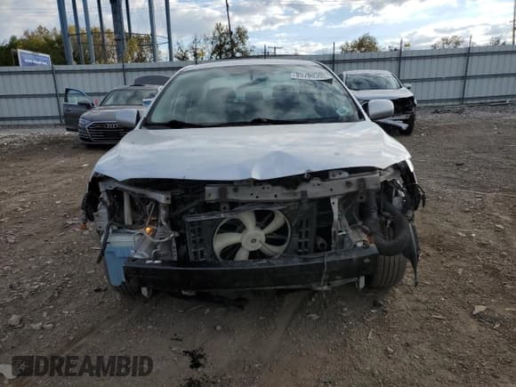 ✅ 2010 Toyota Corolla LE • VIN: 1NXBU4EE6AZ260434 • Lot: 85700395. Listed on Copart with 157,848 mi. Free auction sales archive from the USA and detailed vehicle history report at DreamBid. Image 5.