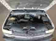 2000 Chevrolet Silverado 1500 z VIN 2GCEC19V1Y1395257, wystawiony jako Copart lot #90746085 z przebiegiem 269 194 mil mil oraz Czysty tytuł • Clean title. Historia ofert i sprzedaży dostępna na DreamBid. Obrazek 11.