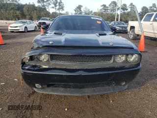 ✅ 2013 Dodge Challenger R/T • VIN: 2C3CDYBT8DH500520 • Lot: 83372104. Wystawiony na Copart z przebiegiem 176 912 mil. Bezpłatny archiwum sprzedaży aukcyjnych z USA i szczegółowy raport historii pojazdu na DreamBid. Zdjęcie 5.