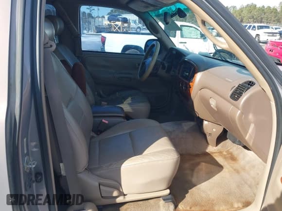 ✅ 2002 Toyota Tundra Limited • VIN: 5TBRT38152S280875 • Lot: 41387829. Listed on IAAI with 186,094 mi. Free auction sales archive from the USA and detailed vehicle history report at DreamBid. Image 5.