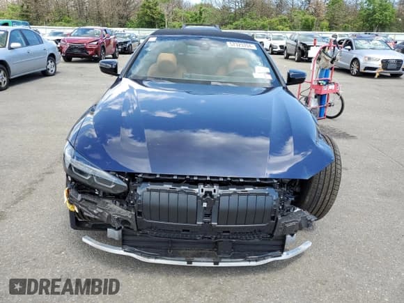 ✅ 2024 BMW 4 Series 430i xDrive • VIN: WBA43AT06RCP04562 • Lot: 57323704. Listed on Copart with 737 mi. Free auction sales archive from the USA and detailed vehicle history report at DreamBid. Image 5.