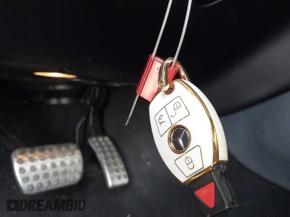 ✅ 2016 Mercedes-Benz GLE 450 AMG • VIN: 4JGED6EB6GA043247 • Lot: 42553346. Wystawiony na IAAI z przebiegiem 94 765 mil. Bezpłatny archiwum sprzedaży aukcyjnych z USA i szczegółowy raport historii pojazdu na DreamBid. Zdjęcie 11.