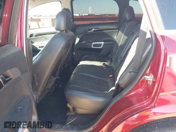 ✅ 2014 Chevrolet Captiva Sport LT • VIN: 3GNAL3EK3ES612806 • Lot: 41714860. Wystawiony na IAAI z przebiegiem 127 554 mil. Bezpłatny archiwum sprzedaży aukcyjnych z USA i szczegółowy raport historii pojazdu na DreamBid. Zdjęcie 8.