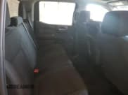 ✅ 2022 Chevrolet Silverado 1500 Custom • VIN: 3GCPYBEK9NG124624 • Lot: 63110145. Wystawiony na Copart z przebiegiem 46 040 mil. Bezpłatny archiwum sprzedaży aukcyjnych z USA i szczegółowy raport historii pojazdu na DreamBid. Zdjęcie 10.