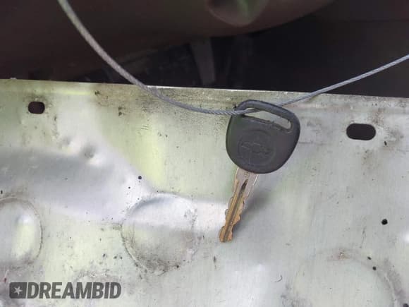 ✅ 2012 Chevrolet Malibu 1LS • VIN: 1G1ZB5E03CF106864 • Lot: 43016130. Listed on IAAI with 284,047 mi. Free auction sales archive from the USA and detailed vehicle history report at DreamBid. Image 11.