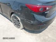 ✅ 2016 Mazda 3 i Touring • VIN: JM1BM1W76G1338076 • Lot: 42472402. Listed on IAAI with 170,653 mi. Free auction sales archive from the USA and detailed vehicle history report at DreamBid. Image 6.