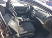 ✅ 2018 Nissan Altima S • VIN: 1N4AL3AP5JC123825 • Lot: 42716683. Wystawiony na IAAI z przebiegiem 170 082 mil. Bezpłatny archiwum sprzedaży aukcyjnych z USA i szczegółowy raport historii pojazdu na DreamBid. Zdjęcie 5.