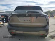 ✅ 2025 Nissan Kicks SR • VIN: 3N8AP6DB4SL332659 • Lot: 87180415. Wystawiony na Copart z przebiegiem 14 812 mil. Bezpłatny archiwum sprzedaży aukcyjnych z USA i szczegółowy raport historii pojazdu na DreamBid. Zdjęcie 6.