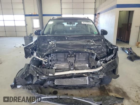 ✅ 2022 Volkswagen Taos SE • VIN: 3VVRX7B29NM054624 • Lot: 85784625. Wystawiony na Copart z przebiegiem 39 043 mil. Bezpłatny archiwum sprzedaży aukcyjnych z USA i szczegółowy raport historii pojazdu na DreamBid. Zdjęcie 5.