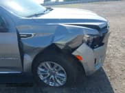 ✅ 2023 GMC Yukon SLT • VIN: 1GKS2BKD9PR210427 • Lot: 42472635. Wystawiony na IAAI z przebiegiem 24 551 mil. Bezpłatny archiwum sprzedaży aukcyjnych z USA i szczegółowy raport historii pojazdu na DreamBid. Zdjęcie 17.