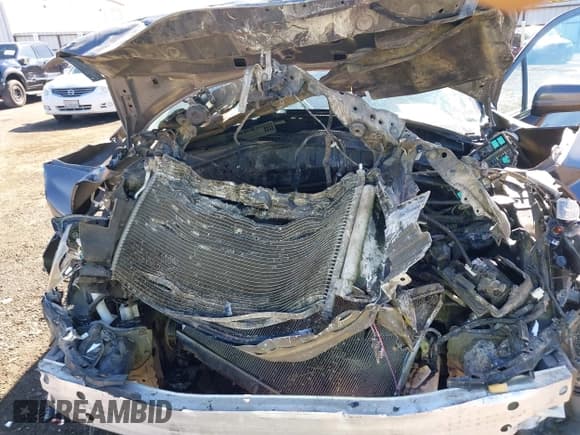 ✅ 2014 Honda Civic LX • VIN: 2HGFB2F57EH552859 • Lot: 43387845. Listed on IAAI with 129,780 mi. Free auction sales archive from the USA and detailed vehicle history report at DreamBid. Image 10.