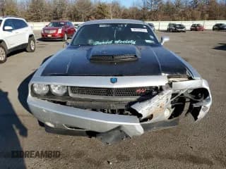 ✅ 2010 Dodge Challenger R/T • VIN: 2B3CJ5DT2AH182374 • Lot: 78757474. Wystawiony na Copart z przebiegiem 86 844 mil. Bezpłatny archiwum sprzedaży aukcyjnych z USA i szczegółowy raport historii pojazdu na DreamBid. Zdjęcie 5.