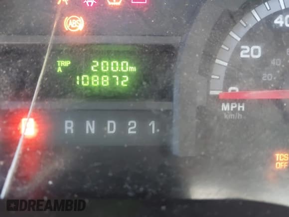 ✅ 2012 Ford Econoline Cargo Recreational • VIN: 1FTNE2EW9CDA72795 • Lot: 43179605. Wystawiony na IAAI z przebiegiem 108 872 mil. Bezpłatny archiwum sprzedaży aukcyjnych z USA i szczegółowy raport historii pojazdu na DreamBid. Zdjęcie 15.