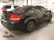 ✅ 2009 Dodge Avenger SE • VIN: 1B3LC46B29N525809 • Lot: 41918533. Wystawiony na IAAI z przebiegiem 147 269 mil. Bezpłatny archiwum sprzedaży aukcyjnych z USA i szczegółowy raport historii pojazdu na DreamBid. Zdjęcie 4.
