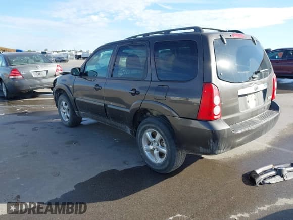 ✅ 2006 Mazda Tribute S • VIN: 4F2YZ94106KM19821 • Lot: 43410710. Listed on IAAI with 178,549 mi. Free auction sales archive from the USA and detailed vehicle history report at DreamBid. Image 3.