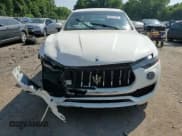 ✅ 2022 Maserati Levante GT • VIN: ZN661XUA1NX394706 • Lot: 65567505. Wystawiony na Copart z przebiegiem Nie podano. Bezpłatny archiwum sprzedaży aukcyjnych z USA i szczegółowy raport historii pojazdu na DreamBid. Zdjęcie 14.