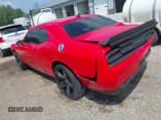 ✅ 2020 Dodge Challenger SXT • VIN: 2C3CDZAG1LH191899 • Lot: 42801091. Wystawiony na IAAI z przebiegiem Nie podano. Bezpłatny archiwum sprzedaży aukcyjnych z USA i szczegółowy raport historii pojazdu na DreamBid. Zdjęcie 3.