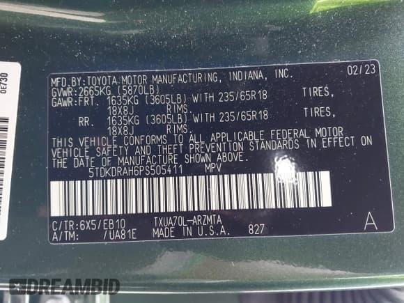 ✅ 2023 Toyota Highlander L • VIN: 5TDKDRAH6PS505411 • Lot: 42425155. Wystawiony na IAAI z przebiegiem 29 749 mil. Bezpłatny archiwum sprzedaży aukcyjnych z USA i szczegółowy raport historii pojazdu na DreamBid. Zdjęcie 9.