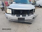 ✅ 2005 GMC Envoy SLE • VIN: 1GKDT13S752172375 • Lot: 43559452. Listed on IAAI with Not provided. Free auction sales archive from the USA and detailed vehicle history report at DreamBid. Image 6.