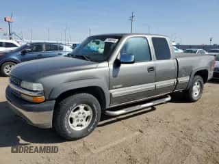 ✅ 2002 Chevrolet Silverado 1500 LT • VIN: 2GCEK19TX21331601 • Lot: 71568744. Wystawiony na Copart z przebiegiem 144 009 mil mil. Skorzystaj z bezpłatnego archiwum sprzedaży aukcyjnych z USA i zobacz szczegółowy raport historii pojazdu na DreamBid. Zdjęcie 1.