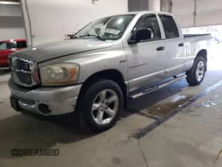 2006 Dodge 1500 SLT z VIN 1D7HU18286J139854, wystawiony jako Copart lot #86801525 z przebiegiem 152 544 mil mil oraz Szkoda całkowita • Salvage title. Historia ofert i sprzedaży dostępna na DreamBid. Obrazek 1.